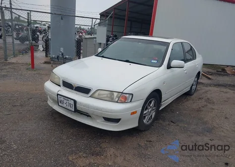 2002 Infiniti G20 Luxury z USA, uszkodzony, nr VIN JNKCP11A32T504273